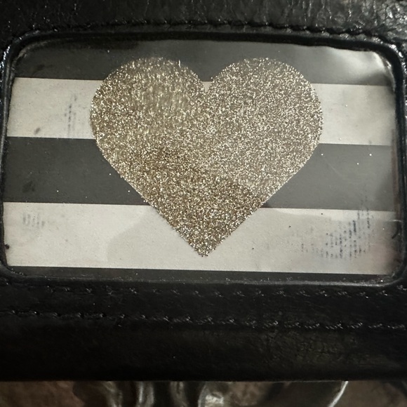 Badgley Mischka ❤️ Vintage Black Distressed Leather Wristlet/Clutch. Pre❤️Loved. - Picture 9 of 9